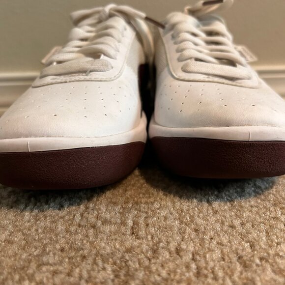 Women's Puma California Size 7 Wine/White - Picture 5 of 7